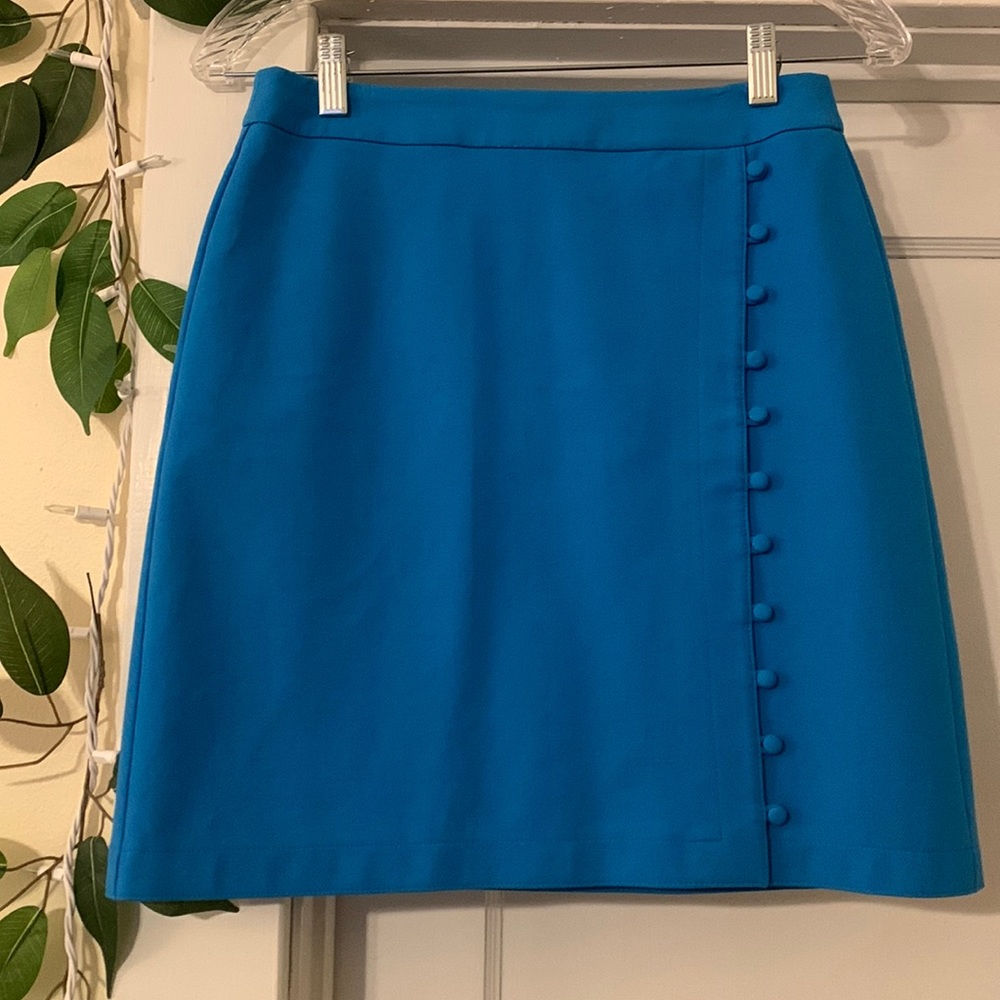 Ann Taylor Loft bright blue button and loop front mini skirt